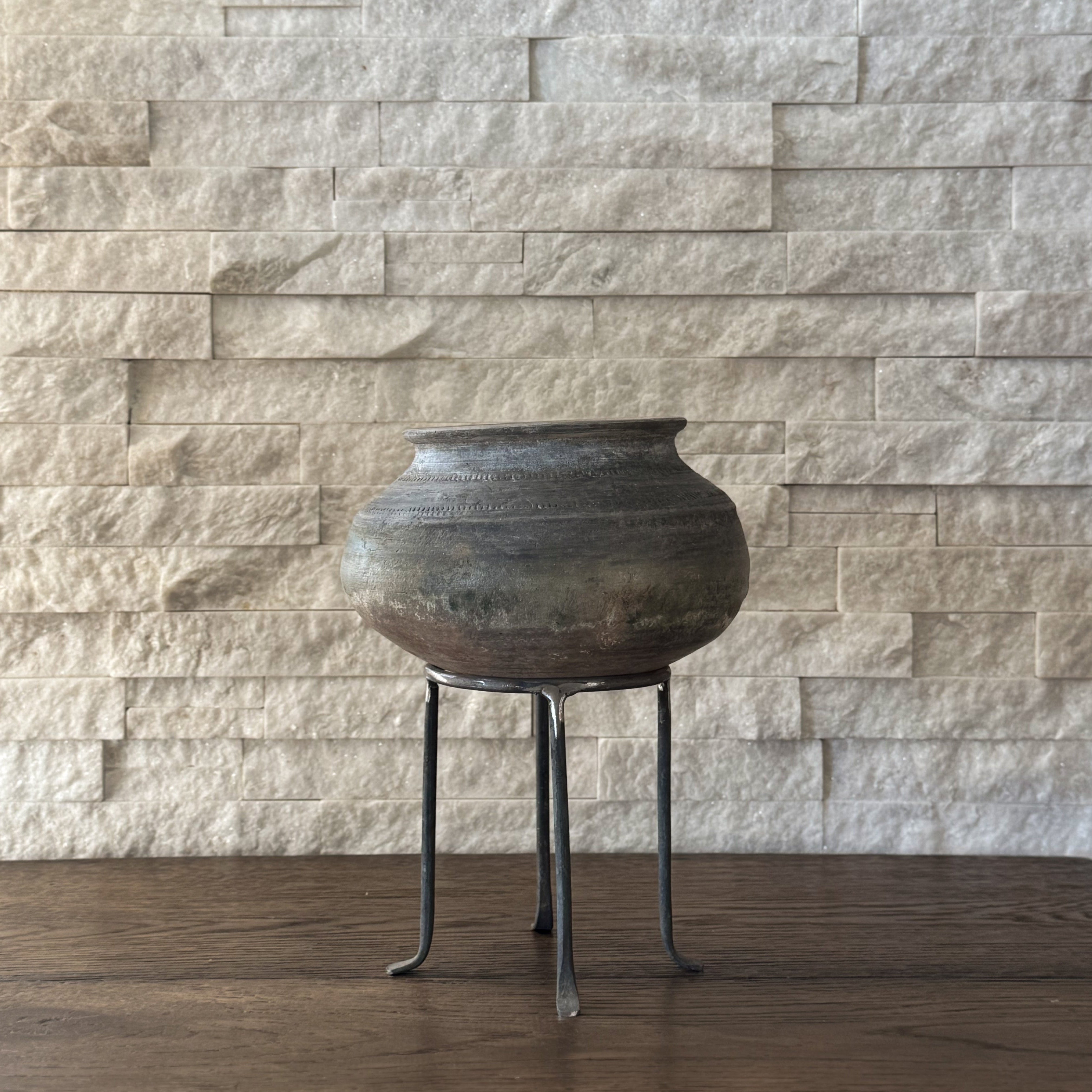 Clay Pot w/stand no.5 – Zarden Home