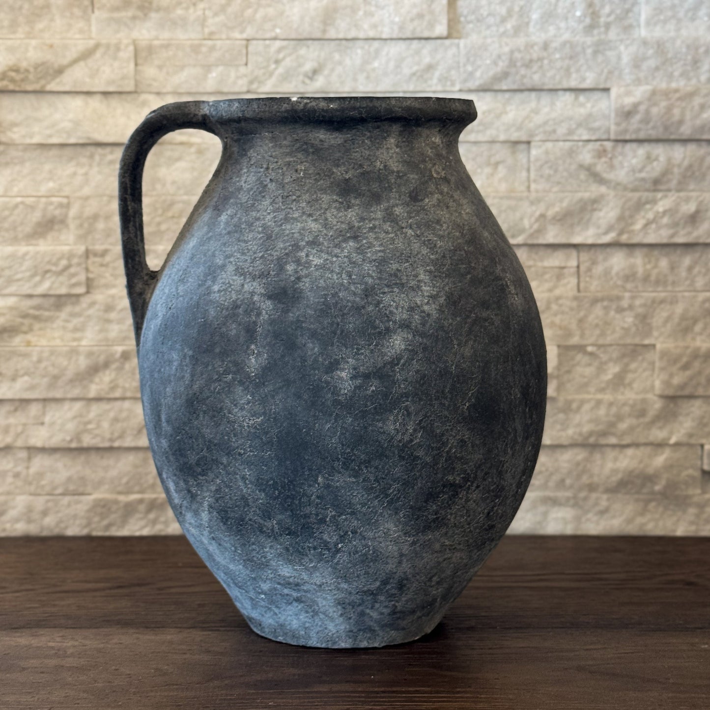 Nash Vase