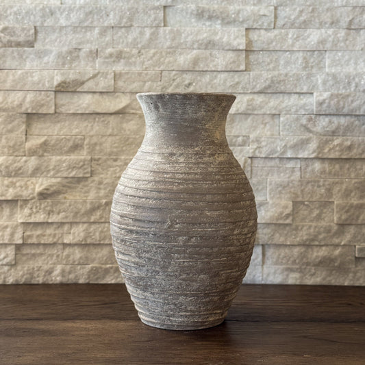 Avery Vase